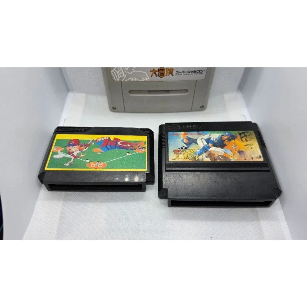 Lot of 4 Japanese Super Famicom / Famicom Cartridges (Super Famicom, 1994)